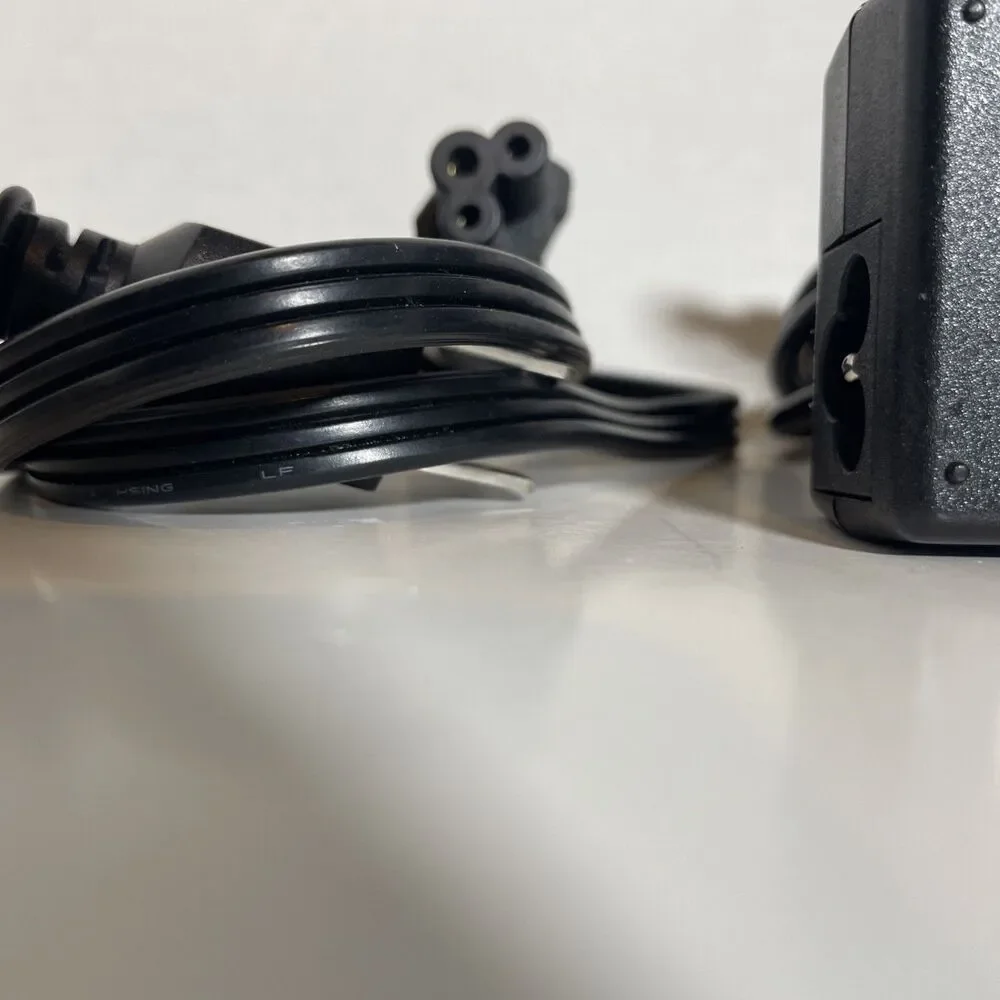 Dell genuine 65w